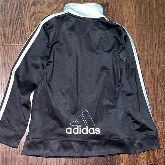 Adidas - Picture 5 of 6